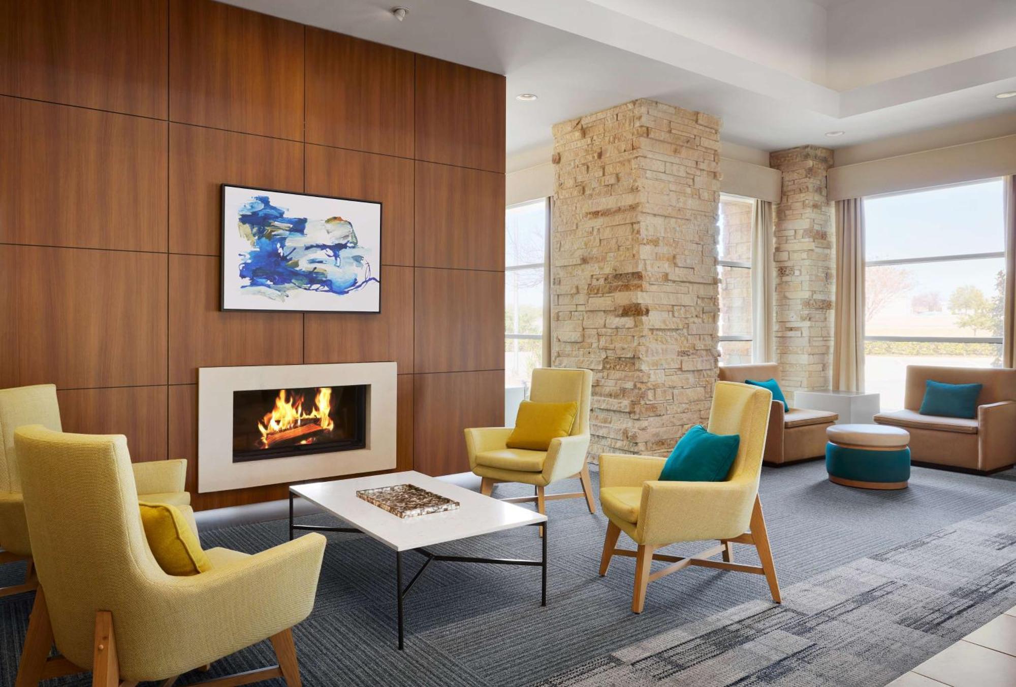 Hilton Garden Inn Dallas Richardson Exterior photo