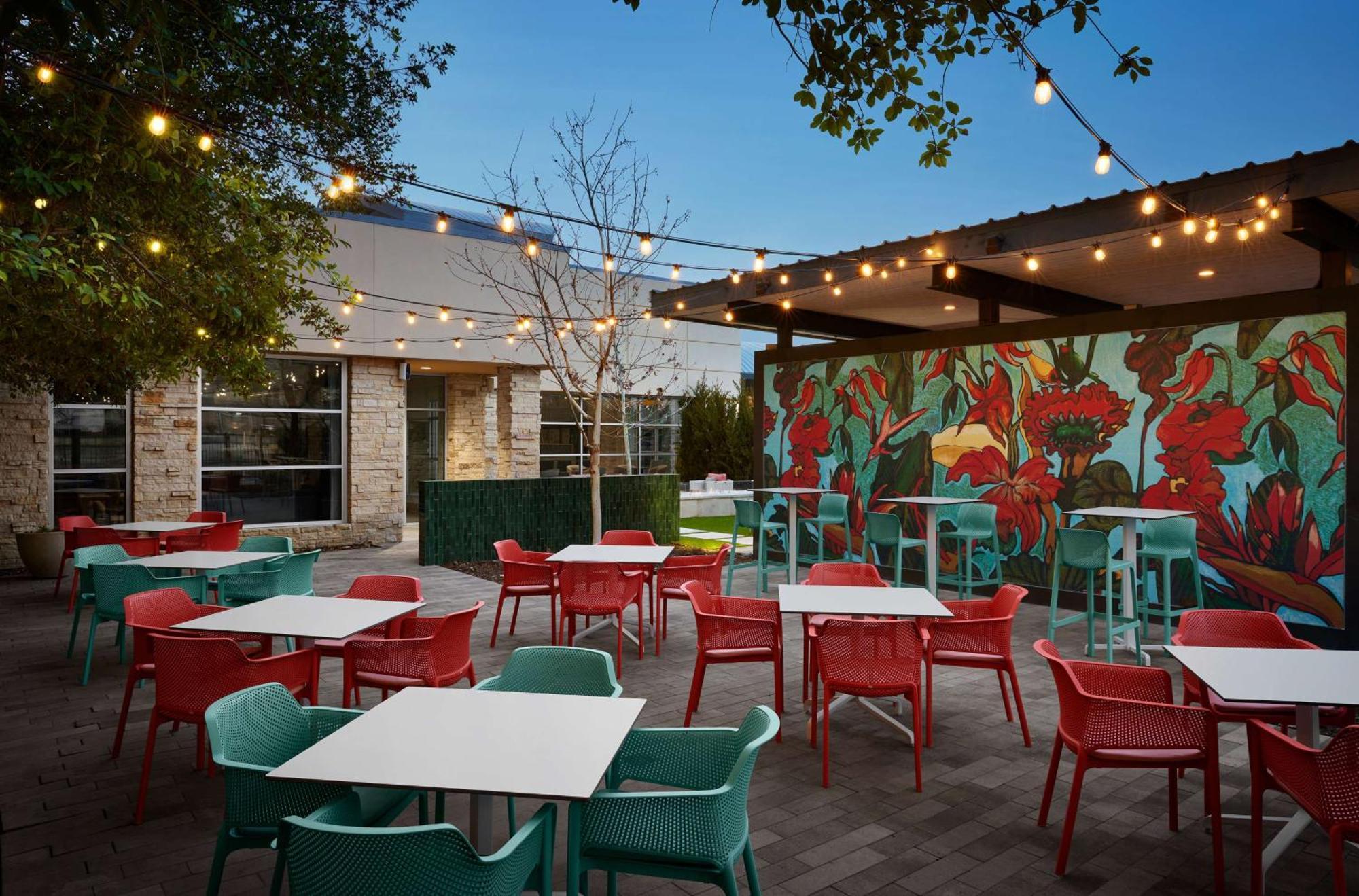 Hilton Garden Inn Dallas Richardson Exterior photo